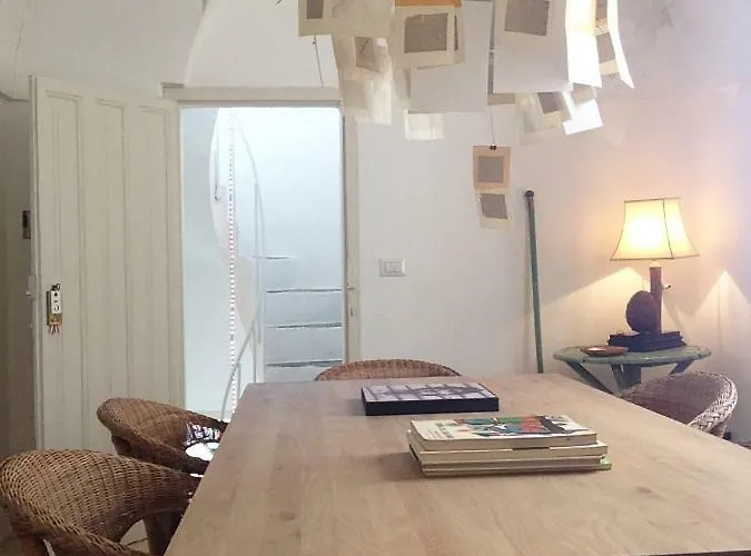 Palazzo Mediterraneo Guest house *