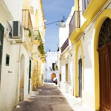 בית הארחה Palazzo Mediterraneo גאליפולי